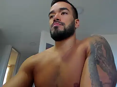 Alexander Martines online show from 10-25-25, 09:20