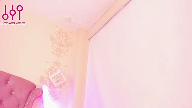 DaphneLloyd online show from 09-19-25, 02:35