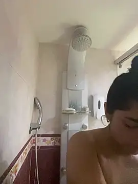 Charlotte cute18 online show from 12-14-24, 11:23