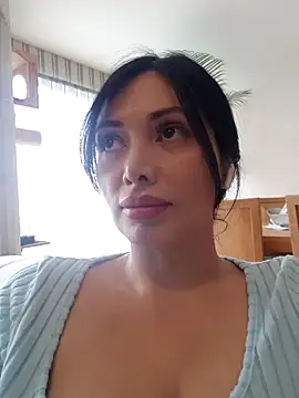 Snapshot of _monicab chatting on 11-15-25, 08:16 monicab online show from 11-15-25, 08:16