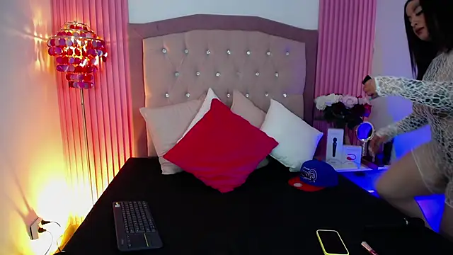 Erika Montoya online show from 03-03-26, 12:33