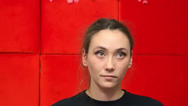 Snapshot of AliceMunro chatting on 02-04-25, 08:49 AliceMunro online show from 02-04-25, 08:49