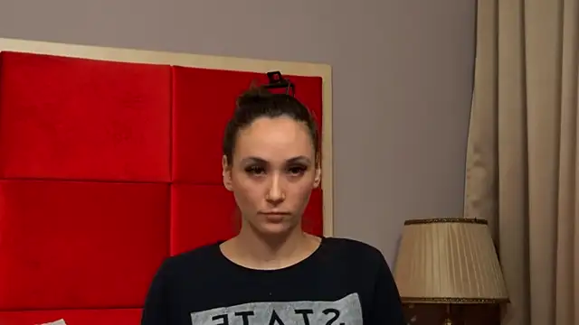 Snapshot of AliceMunro chatting on 03-16-25, 08:32 AliceMunro online show from 03-16-25, 08:32