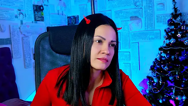 KarolinaRobinson online show from 12-24-24, 07:00