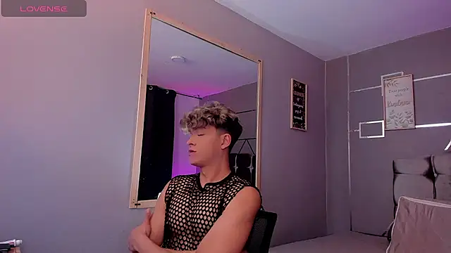 Snapshot of ANDRIUS_24 chatting on 01-26-25, 01:04 ANDRIUS 24 online show from 01-26-25, 01:04