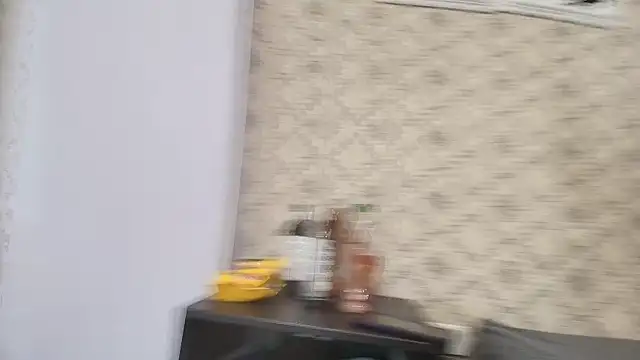 Snapshot of Chantal_taylor_ chatting on 02-15-25, 12:11 Chantal taylor online show from 02-15-25, 12:11