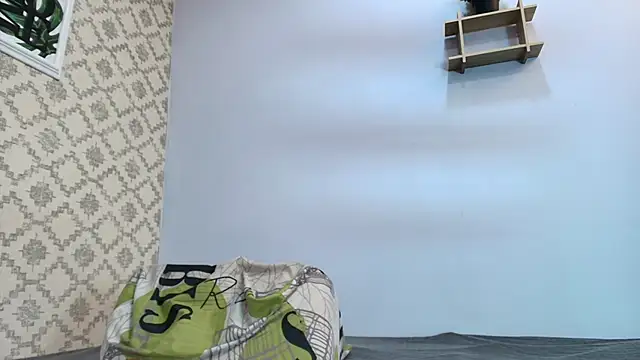 Snapshot of Chantal_taylor_ chatting on 03-08-25, 12:09 Chantal taylor online show from 03-08-25, 12:09