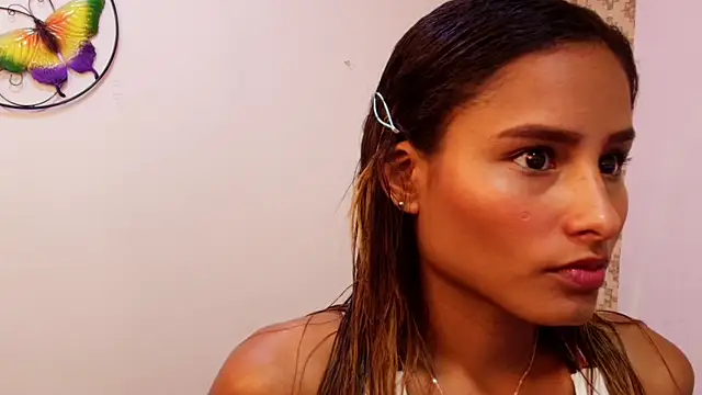 Snapshot of Chantal_taylor_ chatting on 09-11-25, 12:05 Chantal taylor online show from 09-11-25, 12:05