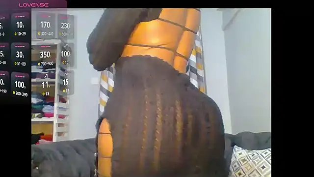 Snapshot of Petite_254 chatting on 03-11-25, 04:29 Petite 254 online show from 03-11-25, 04:29