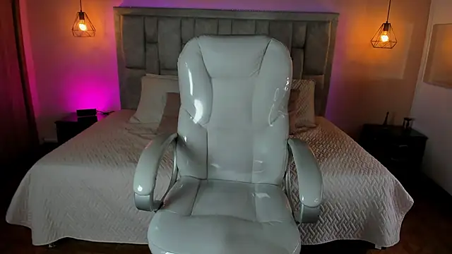 Jaiser 17 online show from 09-18-25, 02:30