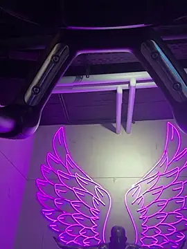 Snapshot of ElenaHaze chatting on 01-14-25, 11:42 ElenaHaze online show from 01-14-25, 11:42