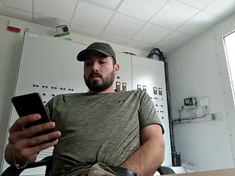 Leonormaldick online show from 12-15-25, 12:42