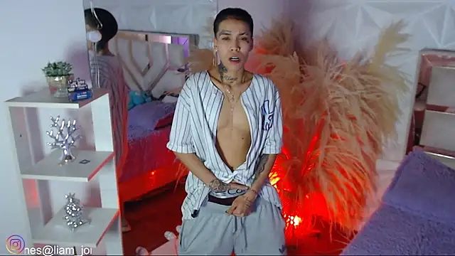 Jonesliam23 online show from 02-10-26, 08:13