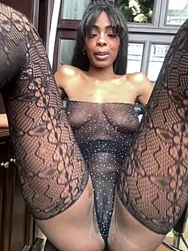 adaraSmiith online show from 12-12-24, 05:37