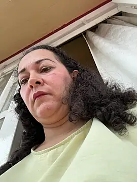 luisa curli online show from 05-31-26, 06:53
