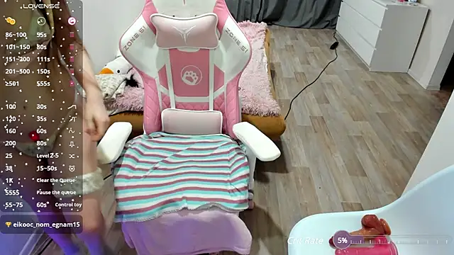 Snapshot of Malina_Lovely chatting on 01-14-25, 08:26 Malina Lovely online show from 01-14-25, 08:26