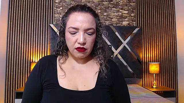 marie hss online show from 11-03-25, 01:23