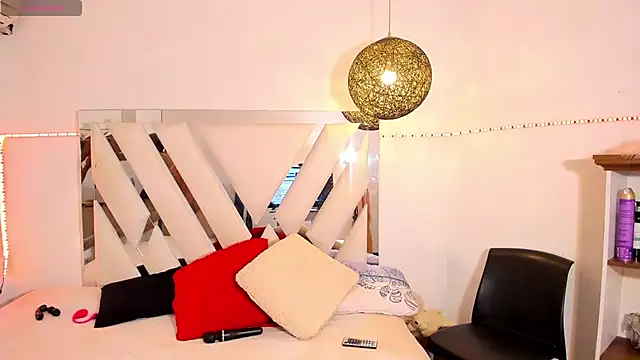 rose scottt online show from 02-26-25, 12:03