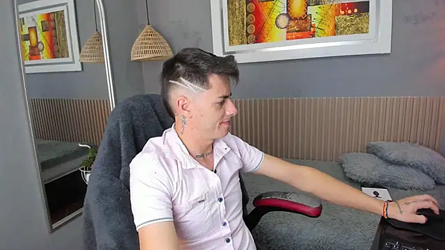 tossetrech online show from 11-26-25, 02:56