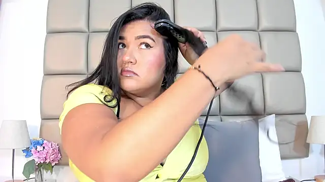 DojaAissha online show from 12-05-25, 07:32