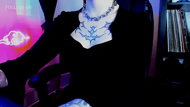 Snapshot of Demongirl6666 chatting on 05-25-26, 06:03 Demongirl6666 online show from 05-25-26, 06:03