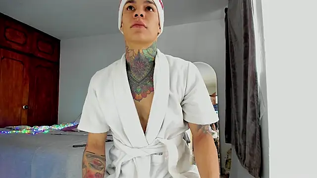 Snapshot of Jordyrodriiguez chatting on 12-24-24, 06:06 Jordyrodriiguez online show from 12-24-24, 06:06