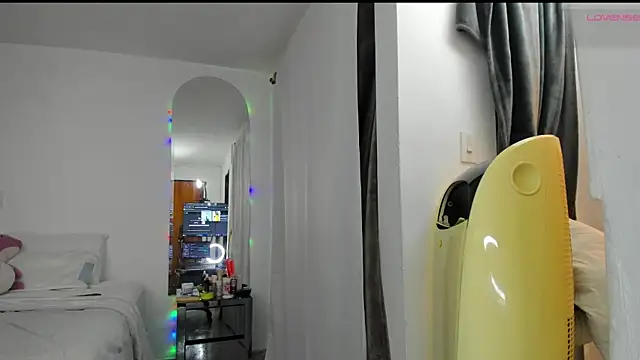 Snapshot of Jordyrodriiguez chatting on 02-04-25, 03:00 Jordyrodriiguez online show from 02-04-25, 03:00