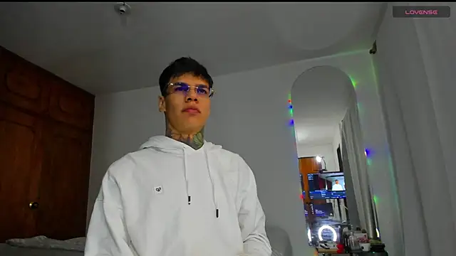 Snapshot of Jordyrodriiguez chatting on 02-06-25, 03:27 Jordyrodriiguez online show from 02-06-25, 03:27