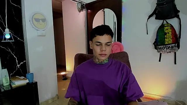 Snapshot of Jordyrodriiguez chatting on 11-18-25, 01:44 Jordyrodriiguez online show from 11-18-25, 01:44