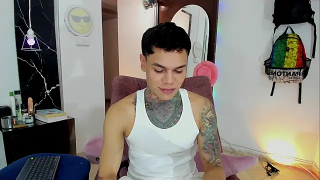 Snapshot of Jordyrodriiguez chatting on 11-23-25, 01:05 Jordyrodriiguez online show from 11-23-25, 01:05