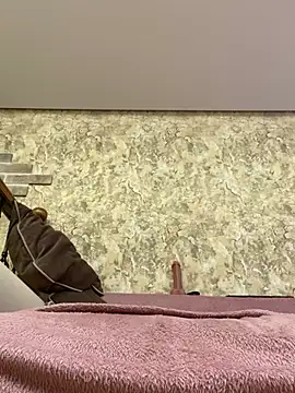 Snapshot of ISSexy chatting on 03-09-25, 09:13 ISSexy online show from 03-09-25, 09:13