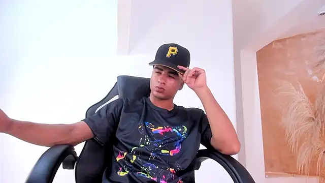 ANGEL NICOLAS online show from 12-08-24, 02:49