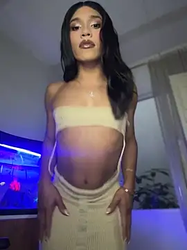 Snapshot of Emaa- chatting on 09-20-25, 10:55 Emaa- online show from 09-20-25, 10:55