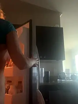 Snapshot of Marilin33 chatting on 09-11-25, 03:12 Marilin33 online show from 09-11-25, 03:12