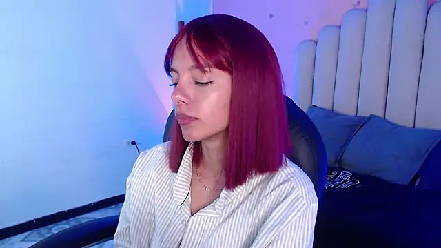 Snapshot of peyton_golden1 chatting on 10-04-25, 03:37 peyton golden1 online show from 10-04-25, 03:37