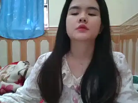 Yin-girl online show from 01-05-25, 05:51