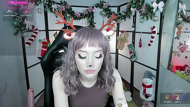 Snapshot of LilithLin chatting on 12-30-24, 03:36 LilithLin online show from 12-30-24, 03:36