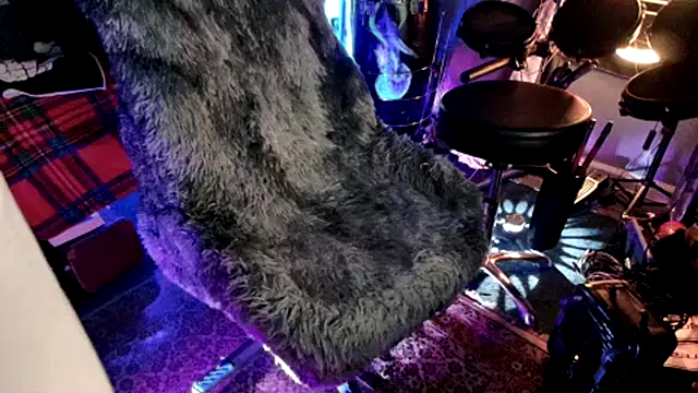 Snapshot of Barry_Indica chatting on 12-15-24, 12:18 Barry Indica online show from 12-15-24, 12:18