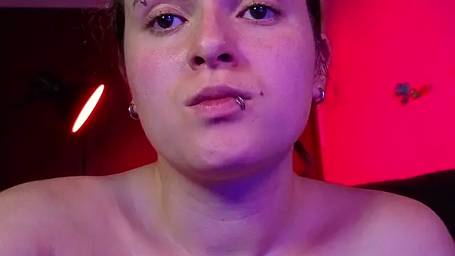 NEXT DOOR GIRL  online show from 03-08-26, 02:04