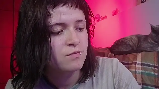 NEXT DOOR GIRL  online show from 04-18-26, 10:54