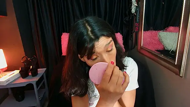 AvaLusty online show from 02-02-26, 12:59