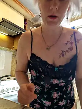 Snapshot of Tina_Alev chatting on 07-25-26, 07:17 Tina Alev online show from 07-25-26, 07:17
