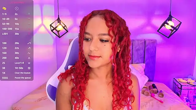 Sophiee Velvet online show from 10-13-25, 03:23