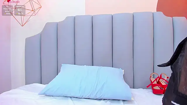 ThailyCherry online show from 01-18-25, 10:49