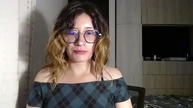 mariana124- online show from 12-20-24, 05:40