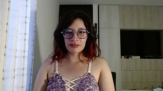 mariana124- online show from 02-10-25, 10:51