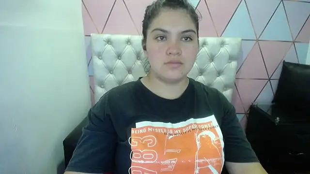 Snapshot of Marinasexxx chatting on 02-07-26, 06:33 Marinasexxx online show from 02-07-26, 06:33