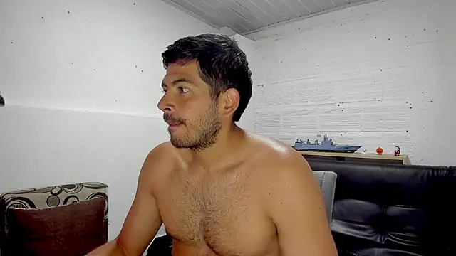 Snapshot of Himoreno25 chatting on 01-10-25, 03:27 Himoreno25 online show from 01-10-25, 03:27