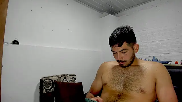 Snapshot of Himoreno25 chatting on 02-04-25, 03:33 Himoreno25 online show from 02-04-25, 03:33