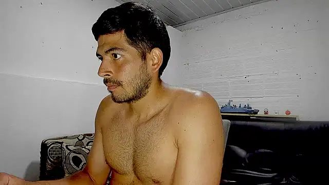 Snapshot of Himoreno25 chatting on 02-25-25, 09:13 Himoreno25 online show from 02-25-25, 09:13